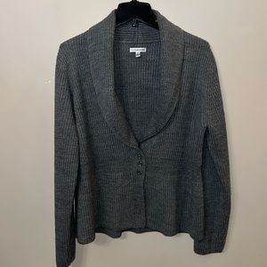 Croft & Barrow light Gray Sweater.